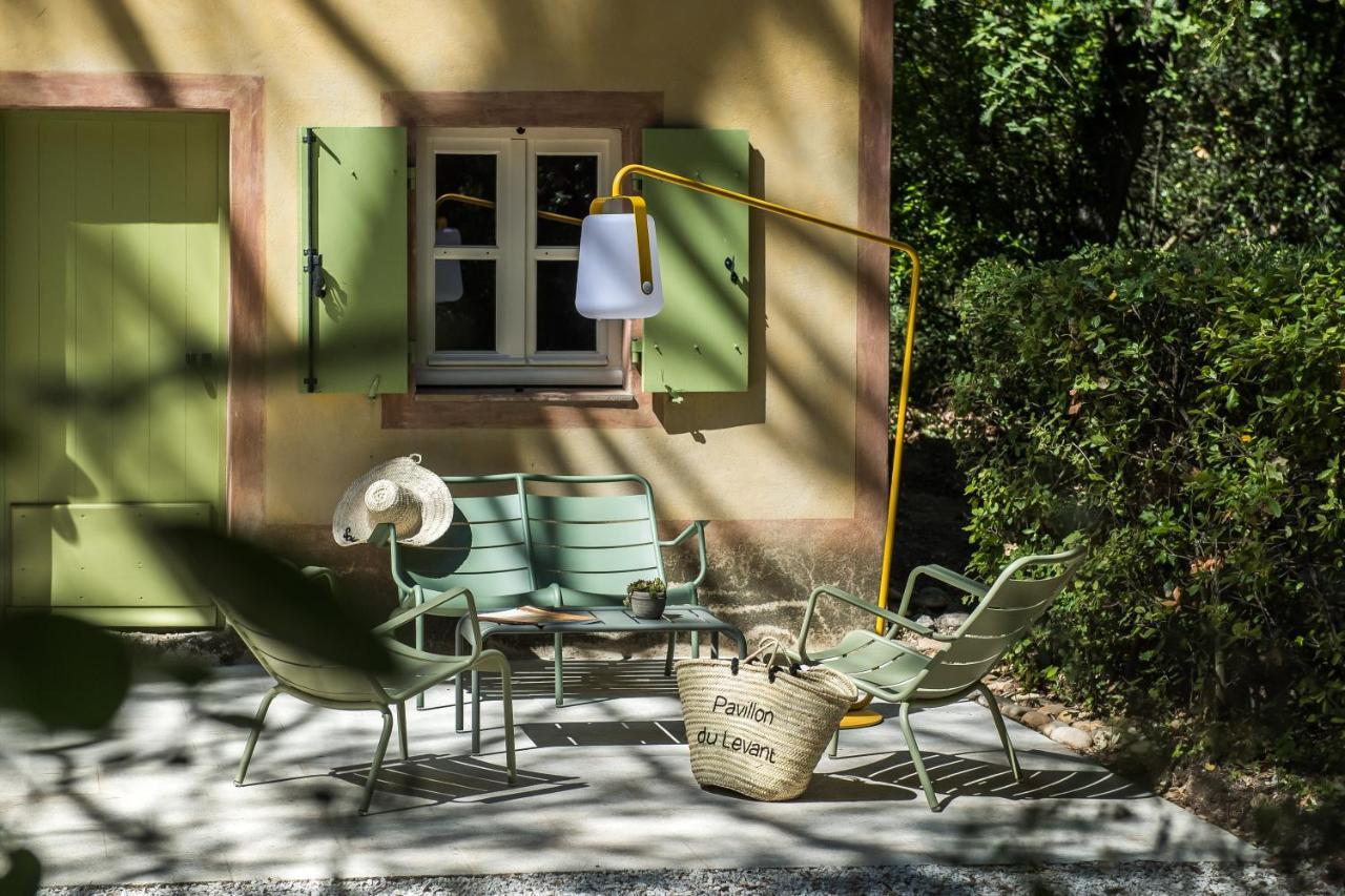 Chateau Martinay Hotel Carpentras Exterior photo