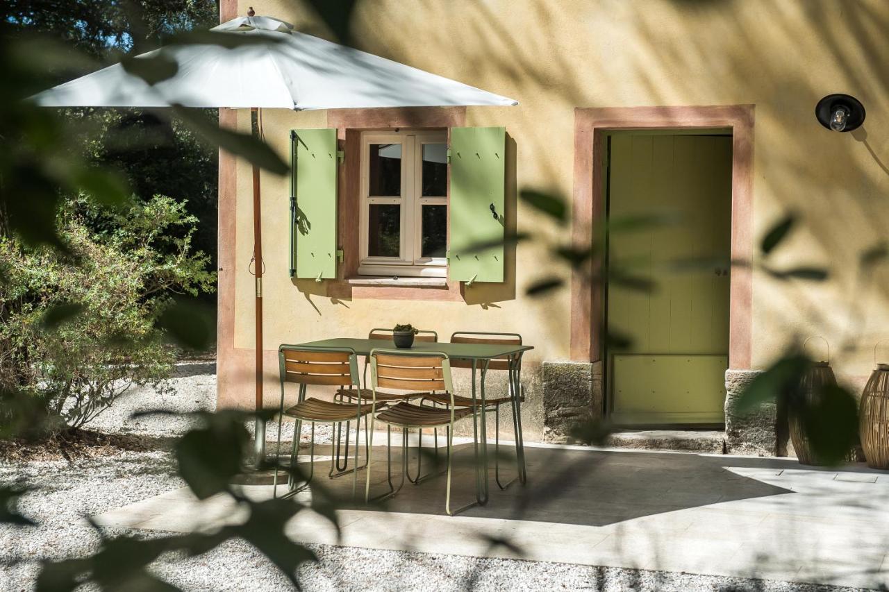Chateau Martinay Hotel Carpentras Exterior photo